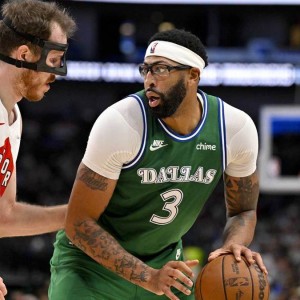 hth华体育官网-有趣，扎克·洛维提出独行侠队安东尼·戴维斯交易到猛龙队的方案